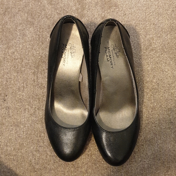 🦋 3 for $20 》Life Stride memory foam shoes - Picture 3 of 6